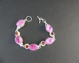 Druzy Agate Toggle Clasp Bracelet in Stamped 925 Settings - 7"