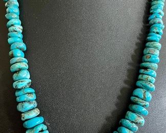 Artisan Turquoise Graduated Bead Southwestern 20" Necklace With Silver Clasp