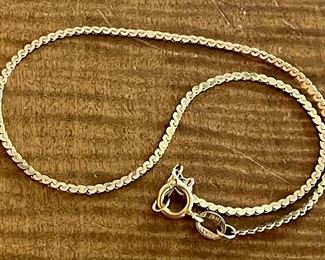 14K Gold Herringbone 9.5" Ankle Bracelet - 1.9 Grams