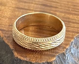 Vintage 14K Yellow Gold Etched Wedlok Band Size 9.5 Total Weight 5.w Grams