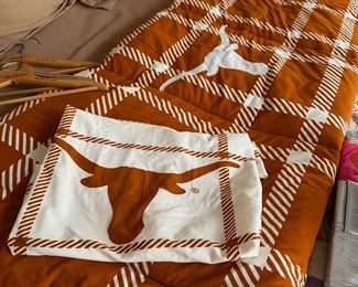 Twin Size longhorn comforter and pillow case