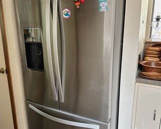 Whirlpool Fridge **Please bring several people to help move. This is in a very tight kitchen and will take serious muscle to get out. Thanks! **