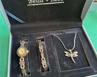 Bella & Rose Jewelry set