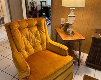 Vintage Velour Swivel Chair (1)