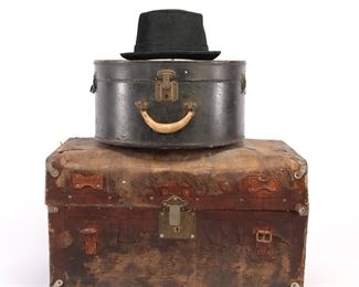Antique Luggage Group