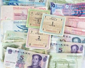 China Yuan & Italy Lire Paper Banknotes

