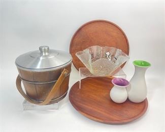 Mid Century Modern Lot MCM MAHOGANY ROUND SERVING BOARDS /CHEESE BOARD WITH MMC ART GLASS HANDKERCHIEFS BOWL AND MODERN PURPLE BLUE AND WHITE CRATE AND BARREL VASES
