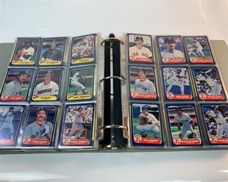 1986 Fleer Baseball Trading Card Binder - Eric Plunk/Jose Canseco Major League Prospect Card, Astros Nolan Ryan, Yankees Don Mattingly, Cecil Fielder, Tony Gwynn and Many More Great Cards
