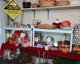 More Holiday & Xmas Decor