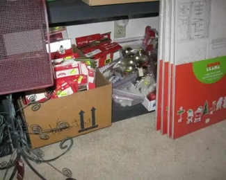 Dining Room:  Christmas