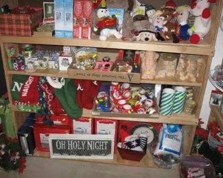 Dining Room:  Christmas