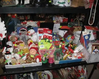 Dining Room:  Christmas