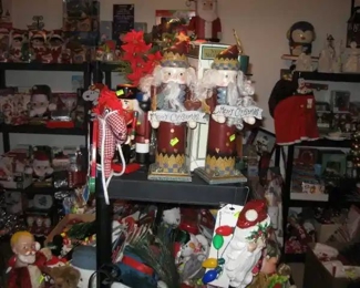 Dining Room:  Christmas