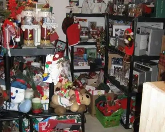 Dining Room:  Christmas