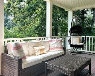 Wicker Sofa & Wicker Coffee Table