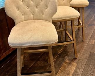 (4) Swivel Bar Stools