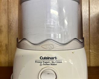 Cuisinart Frozen Yogurt/Ice Cream Maker