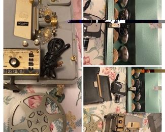 Vintage movie projector with lights carrying case $75