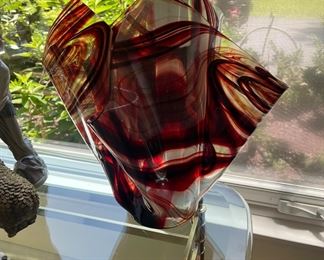 Signed handkerchief swirl glass vase