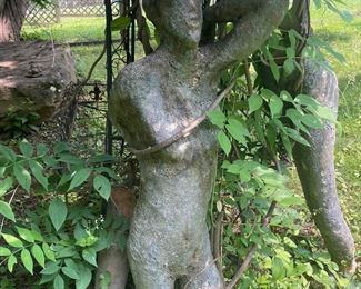 Wonderful Garden statuary