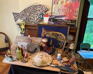 Large collection of folk & naive art, including local St. Louis artists. Works in wood, clay, metal, canvas & more.