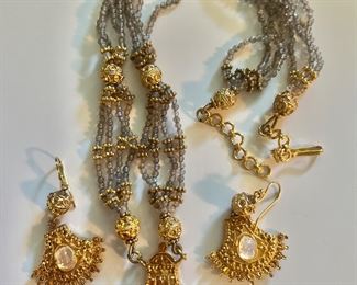 Necklace and earrings set 