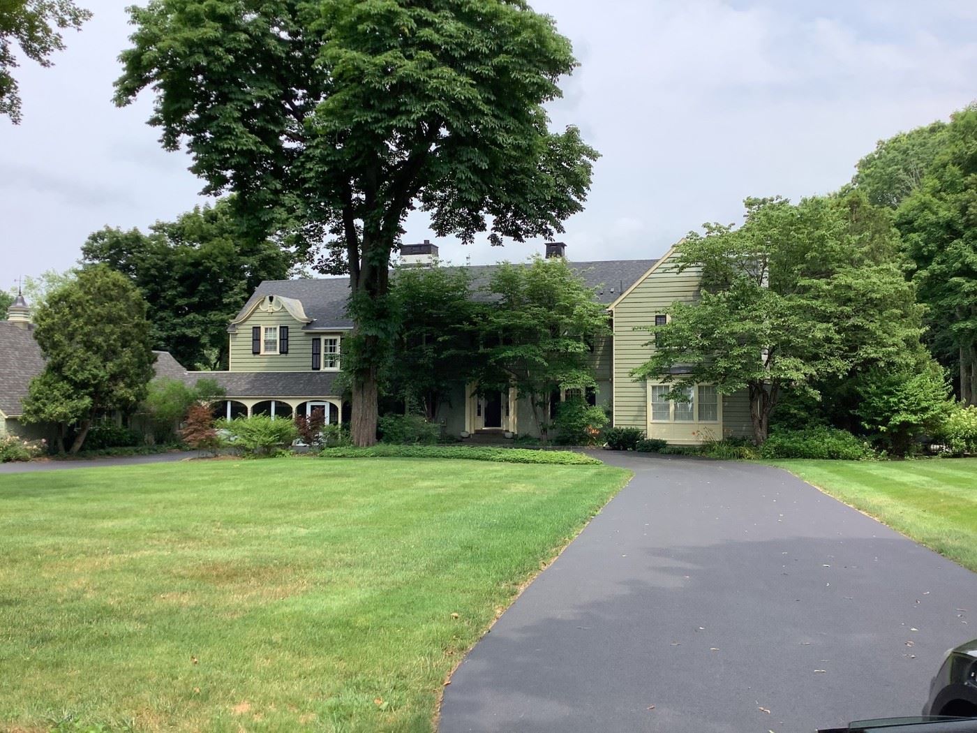 SEEKONK MANSION ESTATE SALE! in Seekonk, MA starts on 7/22/2023