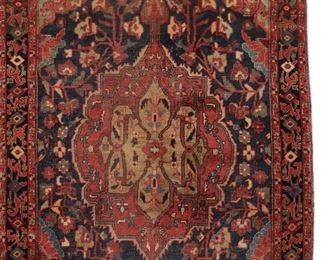 Antique Persian Farahan Sarouk circa 1920
Size 3.5 by 5 feet 