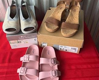 UGG More Size 6.5 Sandals