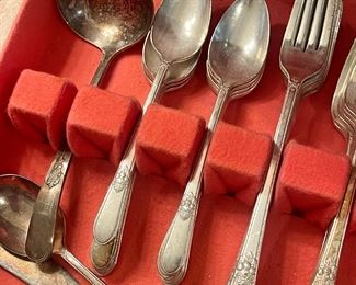 Roger Bros Adoration Silverware