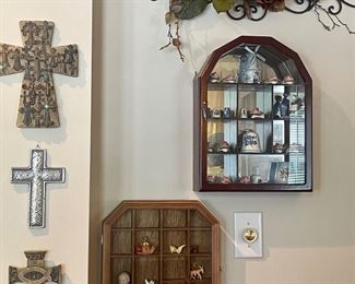 Crosses, Small Wall Curios