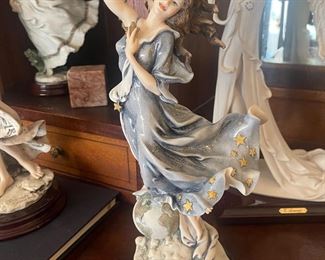 Giuseppe Armani figurine - Celeste Statue