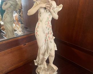 GIUSEPPE ARMANI MELODY 656C FIGURINE MEMBER ONLY Statue