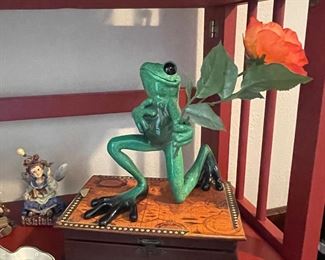 Kitty's Critters Frogs