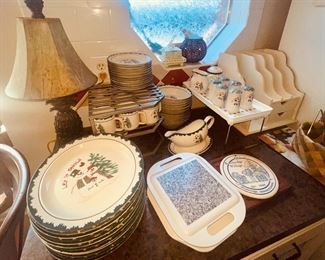 Snowman Dishes Let It Snow, Trivits, Wooden Desk Organizer