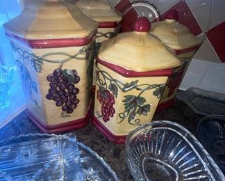 Grapes Canister Set