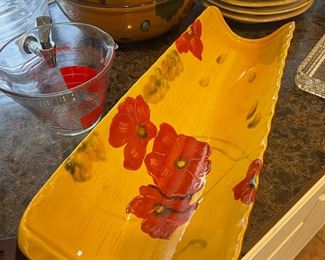 Poppies Bread Holder