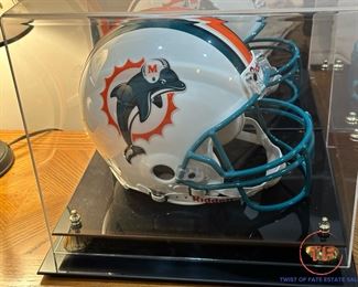 Dolphins NFL VSR-4 Helmet in Display Case