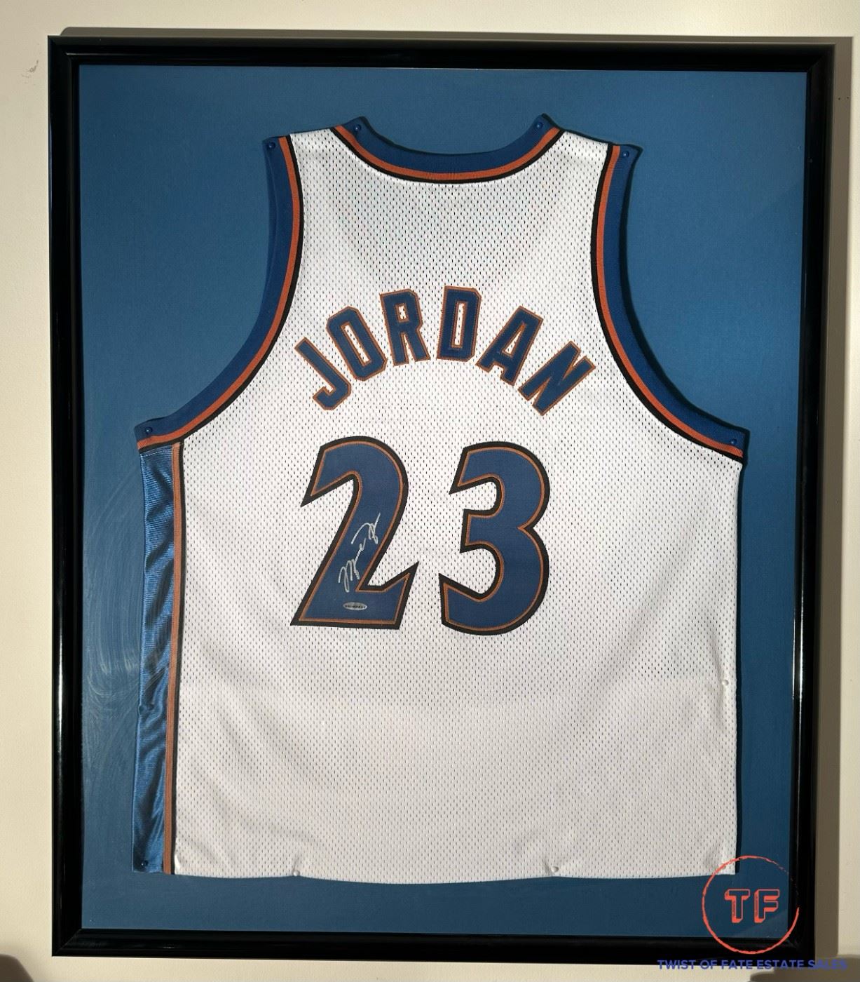 MICHAEL JORDAN Signed and Framed Jersey with UPPER DECK COA