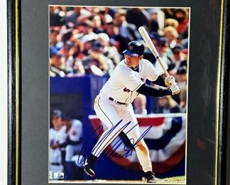 ROBIN VENTURA Signed Photo with COA