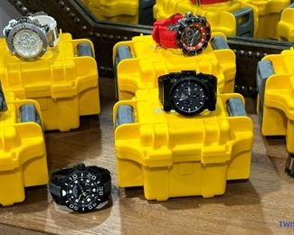 LARGE Collection of Men's INVICTA Watches