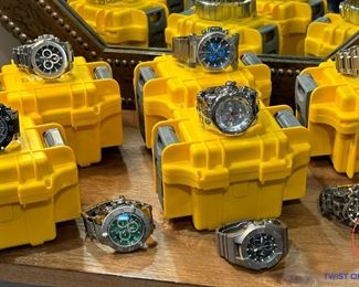 LARGE Collection of Men's INVICTA Watches
