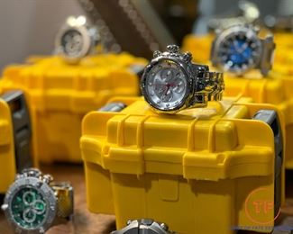 LARGE Collection of Men's INVICTA Watches