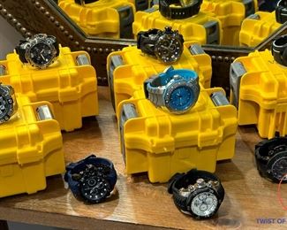 LARGE Collection of Men's INVICTA Watches