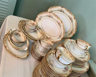 Topaze Noritake Porcelain China (61pc)