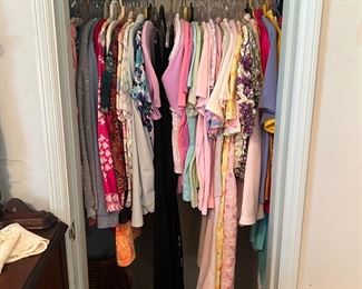 Loads of Women's Vintage Clothing