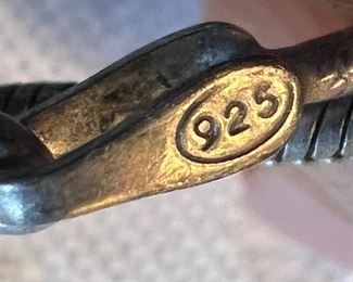 Sterling Silver Necklace w Pendant