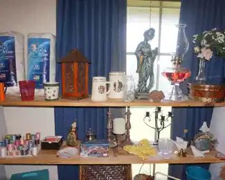 pillows, decor, oil lamps