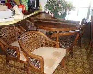 kitchen tables and chairs