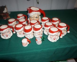 Vintage Santa mugs and pitcher